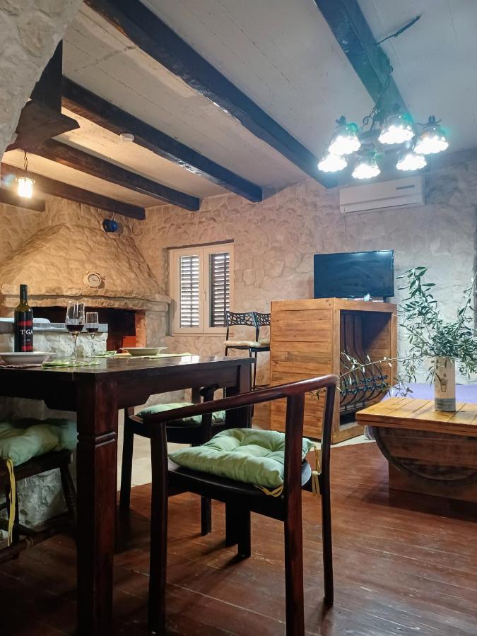 Dalmatia Rustica Comfortable One Bedroom+Fireplace Zadar Luaran gambar